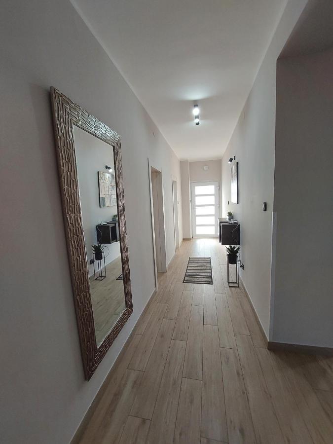 Family Apartment Cathy Galižana المظهر الخارجي الصورة