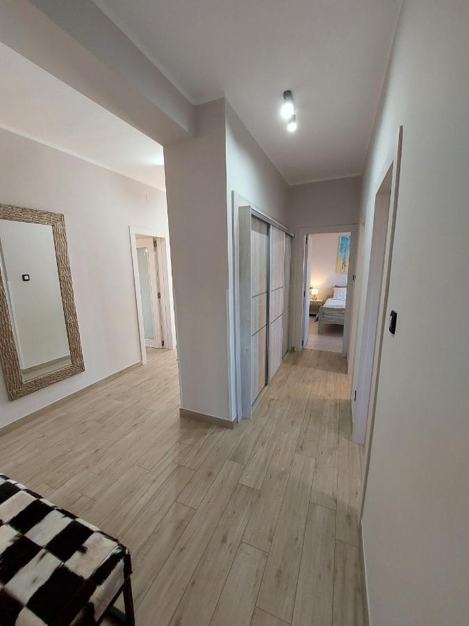 Family Apartment Cathy Galižana المظهر الخارجي الصورة