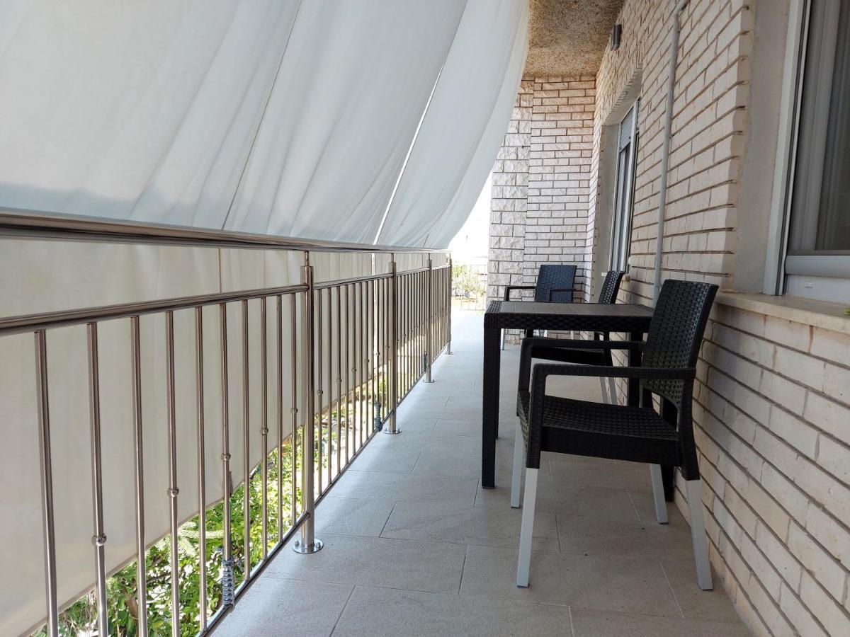 Family Apartment Cathy Galižana المظهر الخارجي الصورة