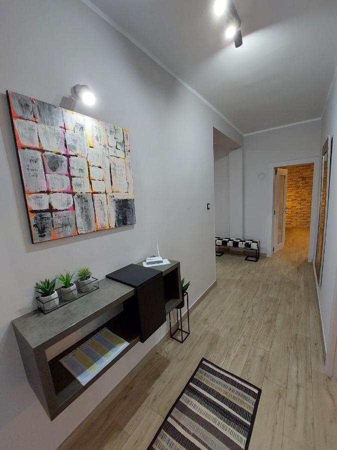 Family Apartment Cathy Galižana المظهر الخارجي الصورة